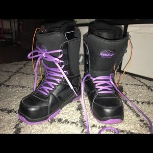 ThirtyTwo Snowboarding boots